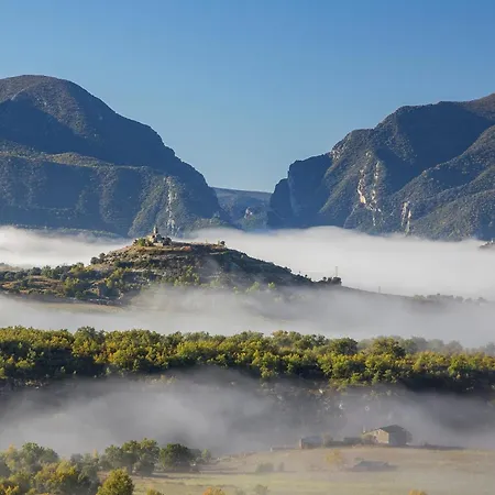 Terra Del Congost - En La Naturaleza Frente Al Congost De Montrebei * Castissent