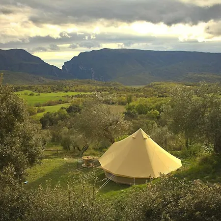 Campsite Terra Del Congost - En La Naturaleza Frente Al Congost De Montrebei *